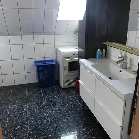 1 Wg Zimmer Bruchsal/bahnhof Гостевой дом